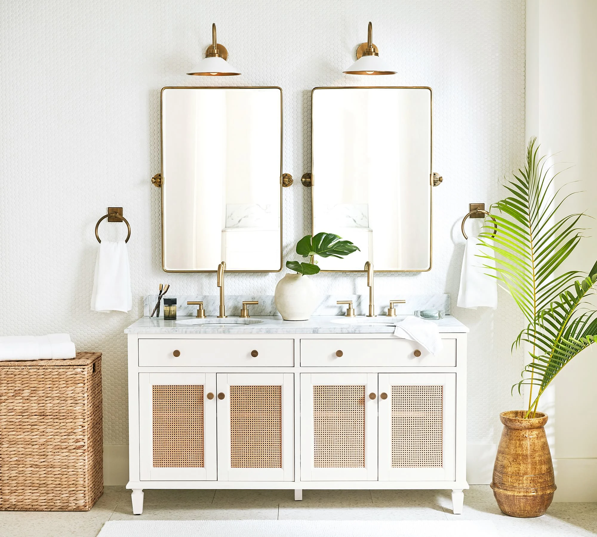 Wholesale Home Modern Luxuria Custom Mirror Bathroom Vanity Bathroom Mirror for Sale