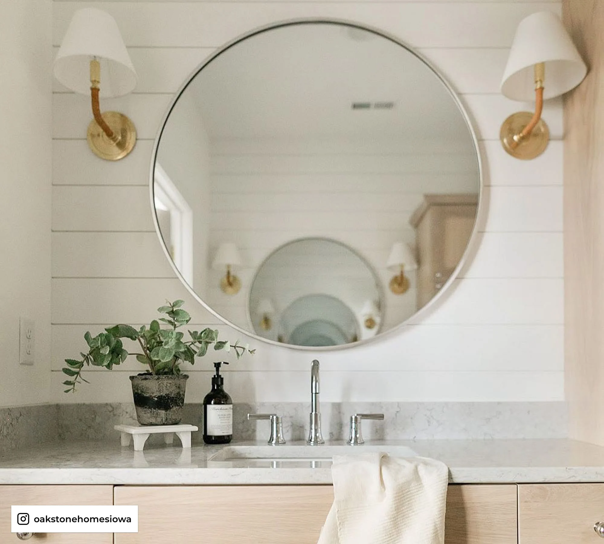 Popular Factory Rectangle Beauty Wall Bathroom Mirror Cheap Funky Plain Balneo Speculum